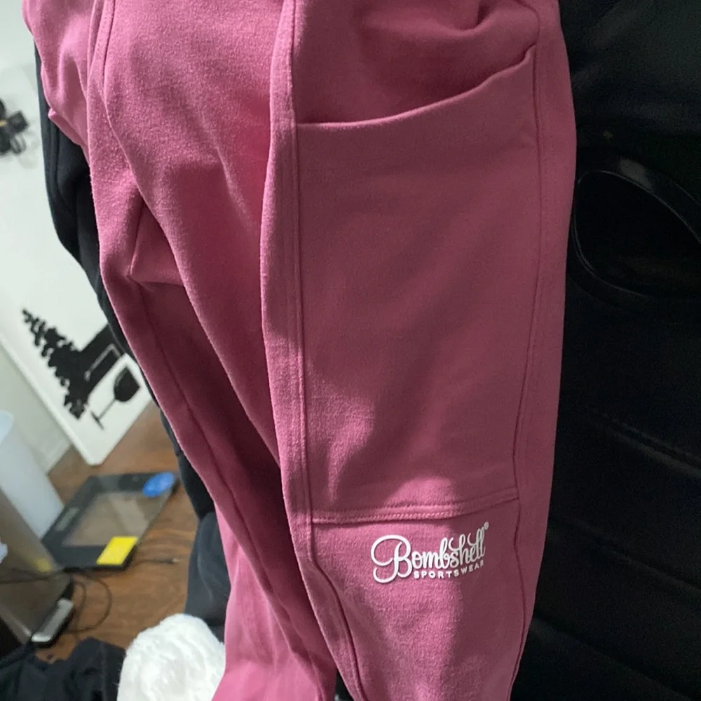 Bombshell sportswear leggings - Picture 2 of 3